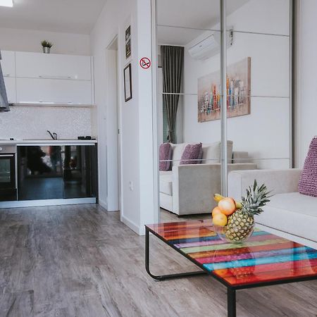 Apartments & Rooms Danivan Pool Villas B 诺瓦利娅 客房 照片