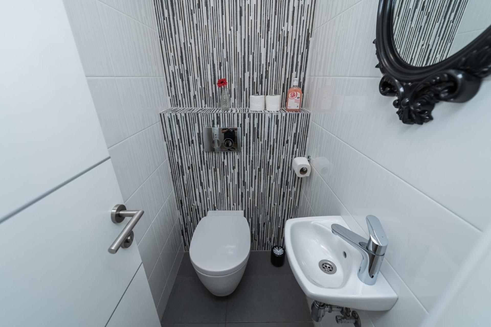 Apartments & Rooms Danivan Pool Villas B 诺瓦利娅 客房 照片