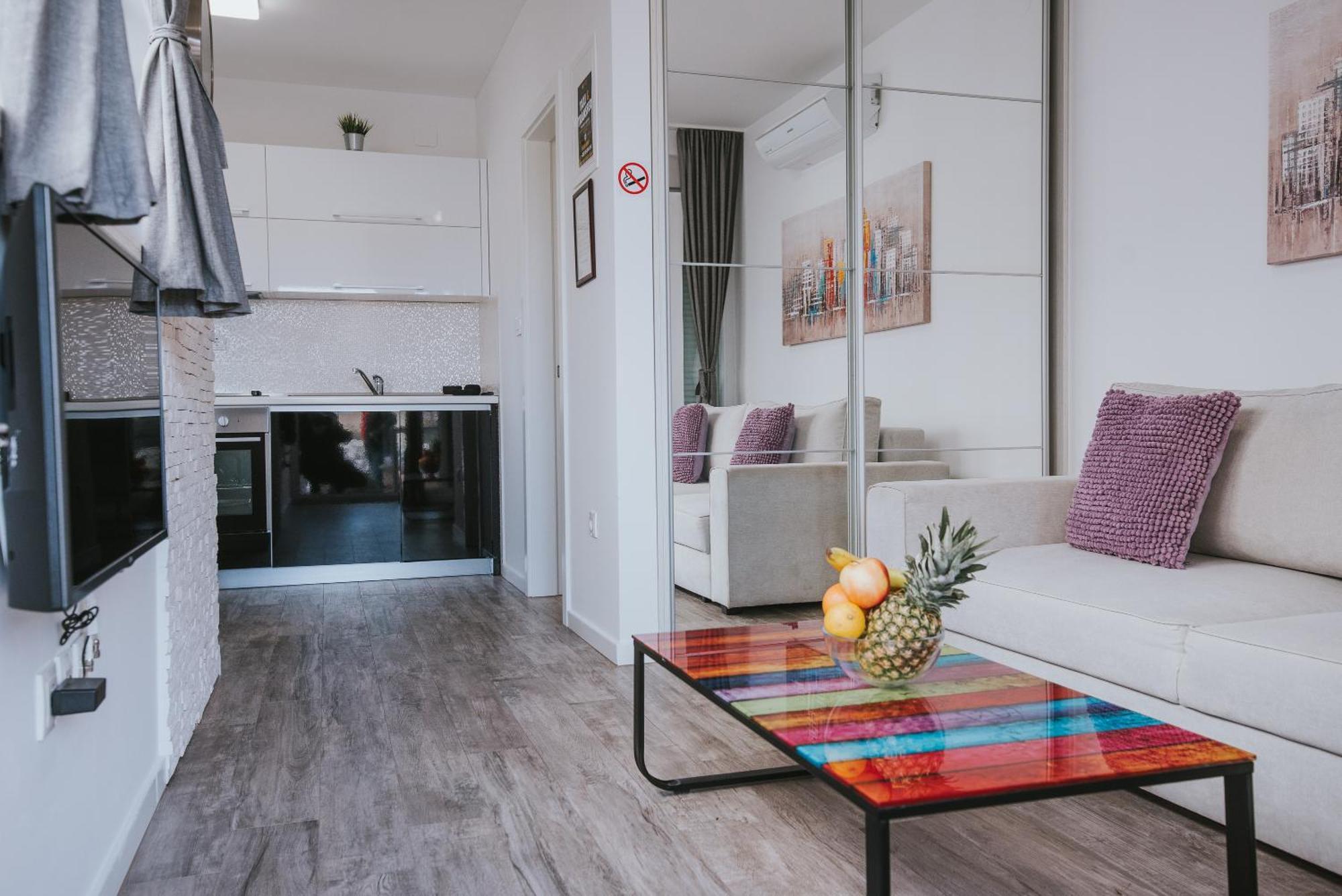 Apartments & Rooms Danivan Pool Villas B 诺瓦利娅 客房 照片